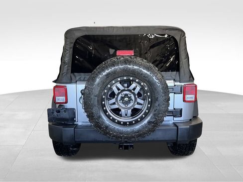 Used 2015 Jeep Wrangler Sport image 4