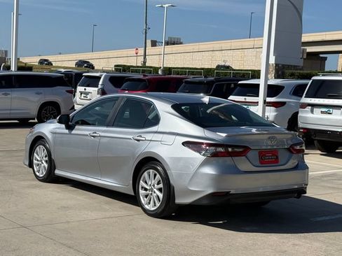 Used 2024 Toyota Camry LE FWD image 9