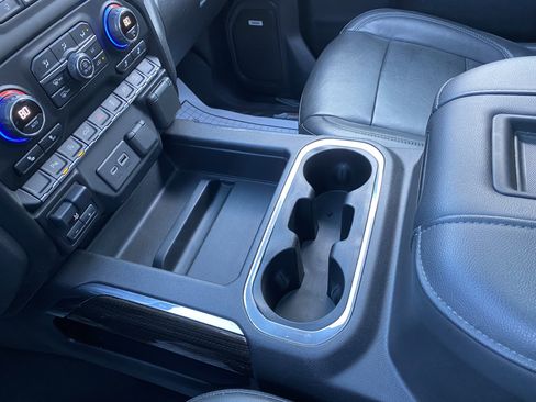 Used 2020 Chevrolet Silverado 1500 RST image 30