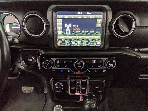 Used 2021 Jeep Wrangler Unlimited Sahara w/ Cold Weather Group image 9