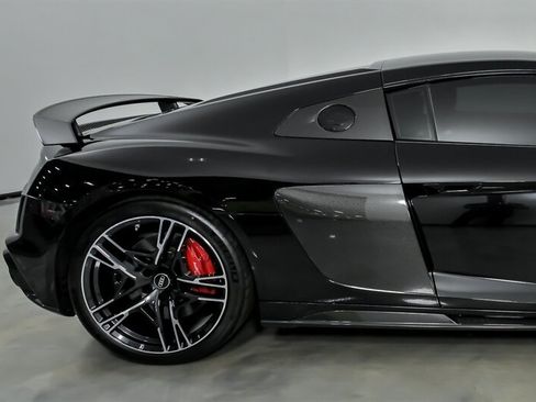Used 2022 Audi R8 V10 performance AWD/4WD image 13