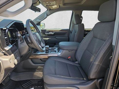 New 2026 Chevrolet Silverado 1500 LT Trail Boss w/ Safety Package AWD/4WD image 4