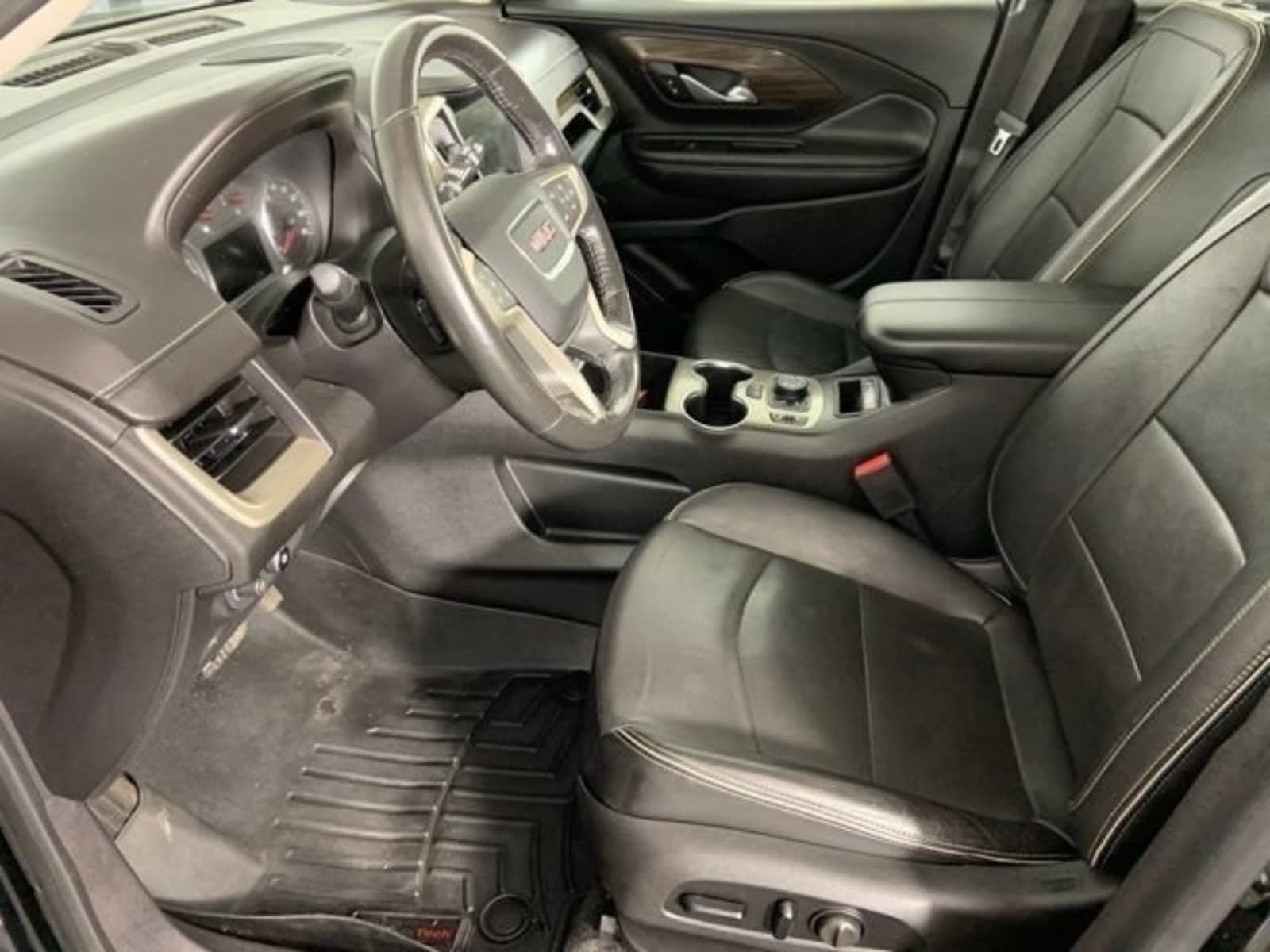 Used 2018 GMC Terrain Denali w/ Advanced Safety Package AWD/4WD image 24