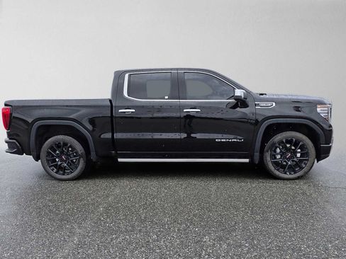Used 2025 GMC Sierra 1500 Denali w/ Denali Reserve Package AWD/4WD image 2