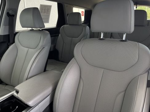 Used 2025 Hyundai Palisade SEL AWD/4WD image 14
