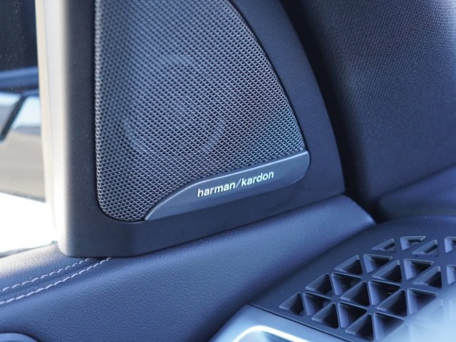 Used 2025 BMW X5 M60i AWD/4WD image 45