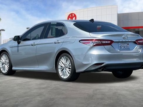 Used 2018 Toyota Camry XLE w/ Driver Assist Package FWD image 6