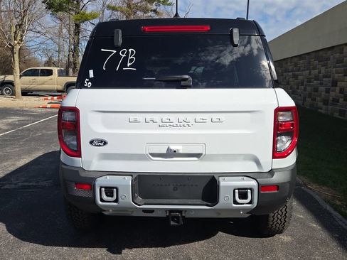 New 2026 Ford Bronco Sport Outer Banks w/ Sasquatch Outer Banks Package AWD/4WD image 12