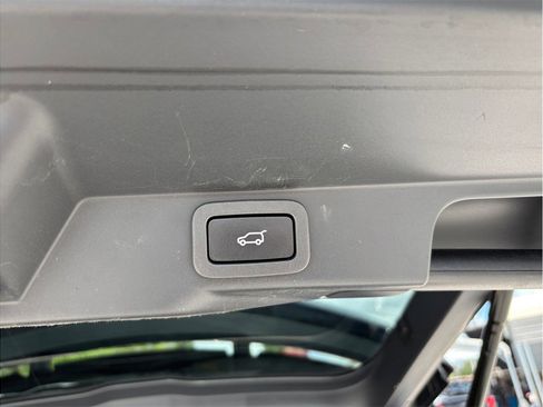 Used 2021 Land Rover Range Rover Sport SE image 51