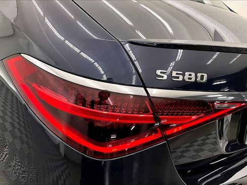 Certified 2022 Mercedes-Benz S 580 4MATIC Sedan image 26