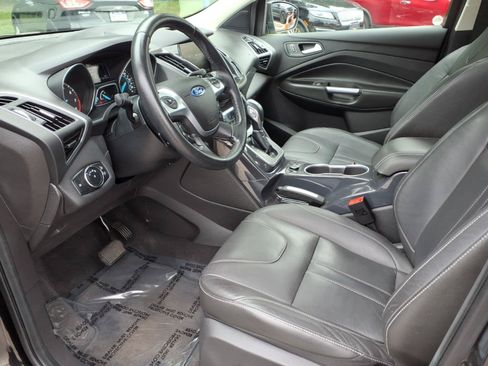 Used 2013 Ford Escape Titanium w/ Parking Technology Pkg AWD/4WD image 10