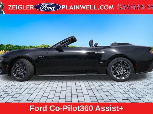 Used 2025 Ford Mustang GT Premium w/ GT Performance Package RWD image 2