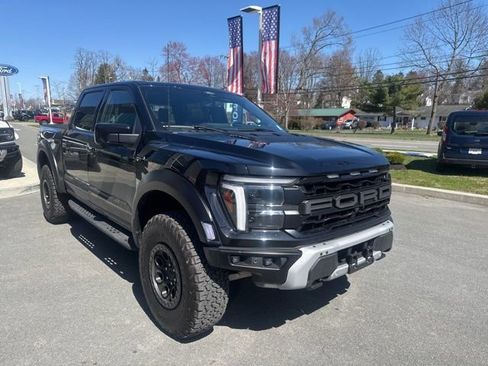 Used 2025 Ford F150 Raptor AWD/4WD image 4