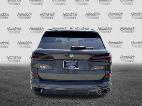 New 2026 BMW X5 xDrive50e w/ Executive Package AWD/4WD image 9