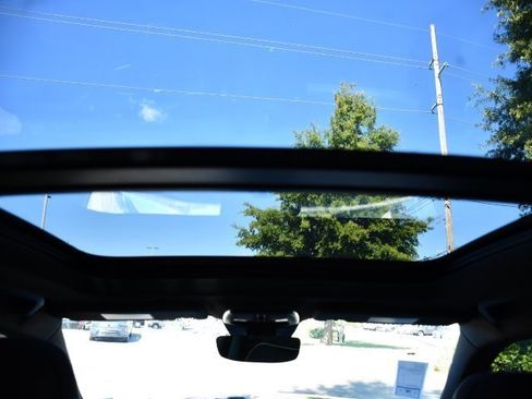 New 2026 Volvo XC40 B5 Ultra w/ Protection Package Premier image 27