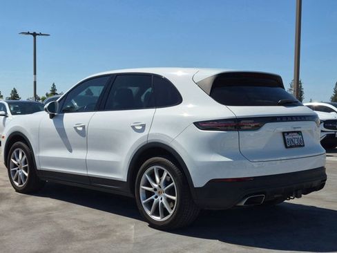 Used 2021 Porsche Cayenne AWD/4WD image 7