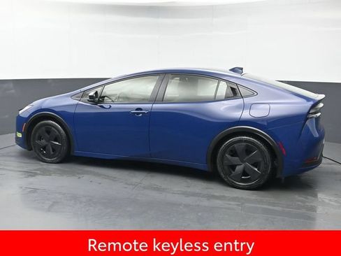 Certified 2024 Toyota Prius Prime FWD image 4