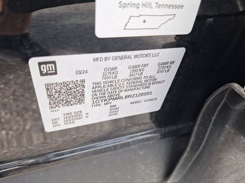 Certified 2024 Cadillac Lyriq Tech w/ Driver Assist Package AWD/4WD image 32