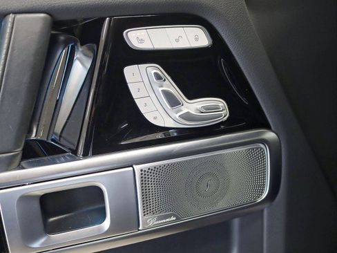 Used 2025 Mercedes-Benz G 550 image 36