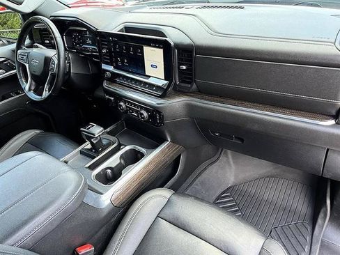 Used 2023 Chevrolet Silverado 1500 RST w/ Convenience Package II AWD/4WD image 19