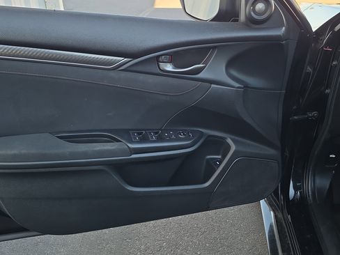 Used 2019 Honda Civic Sport Touring image 11