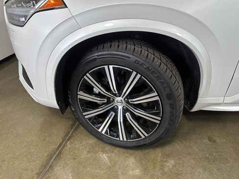 Used 2023 Volvo XC90 B5 Core w/ Climate Package AWD/4WD image 39