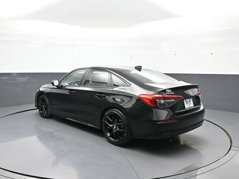 Used 2022 Honda Civic Sport image 8