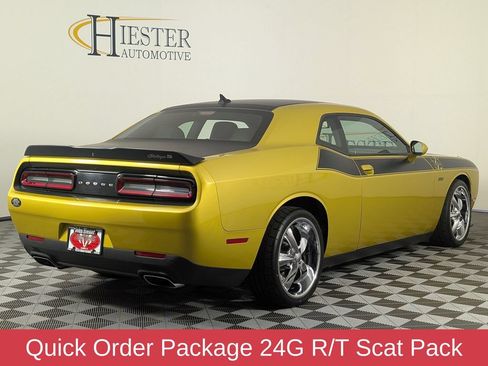 Used 2021 Dodge Challenger R/T Scat Pack w/ T/A Package RWD image 7