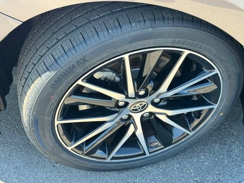 Used 2022 Toyota Camry SE FWD image 38