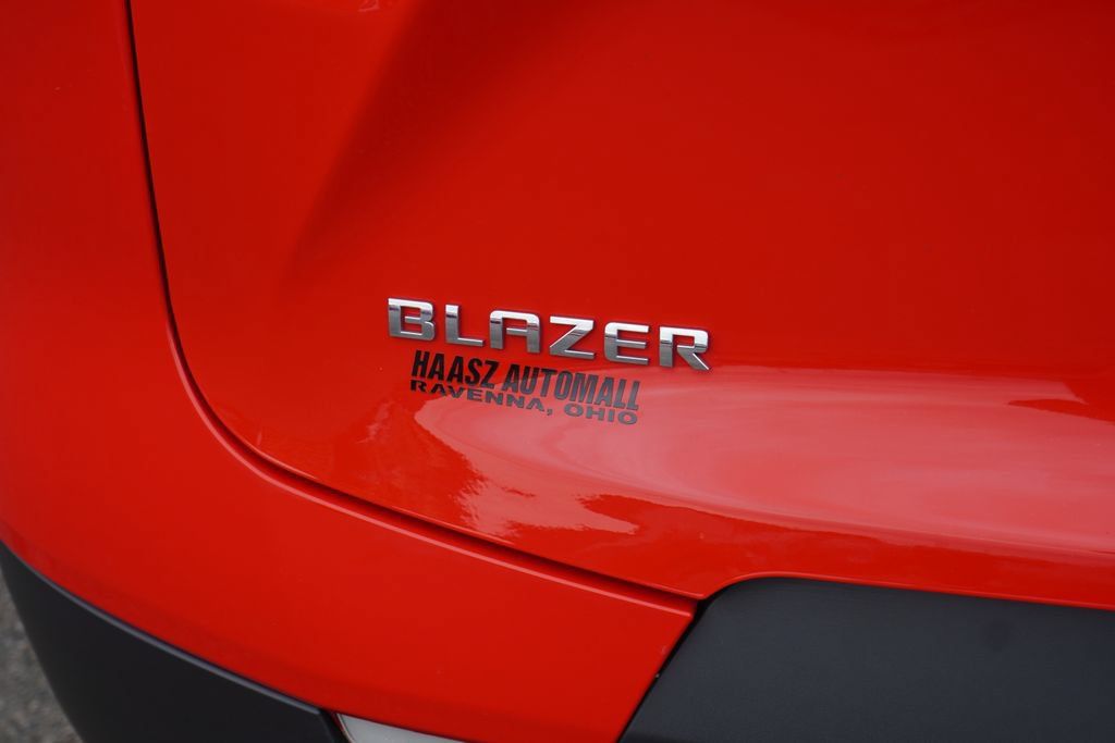 Used 2021 Chevrolet Blazer LT FWD image 7