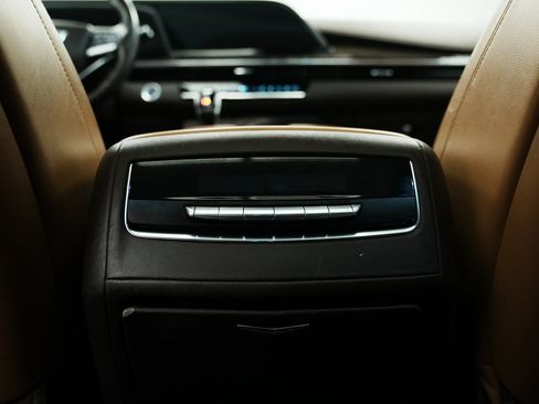 Used 2021 Cadillac Escalade ESV Premium Luxury image 30