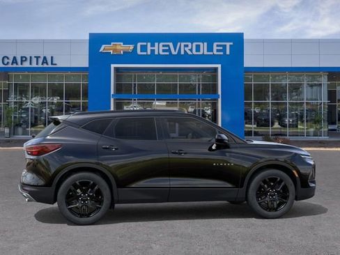 New 2026 Chevrolet Blazer LT w/ Convenience Package FWD image 5