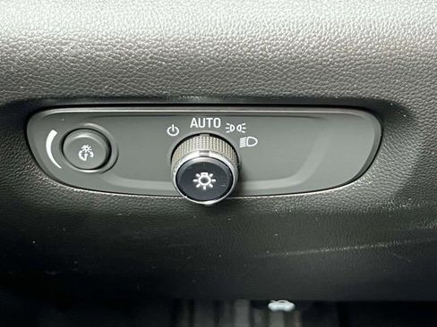 Certified 2023 Chevrolet Traverse RS image 21