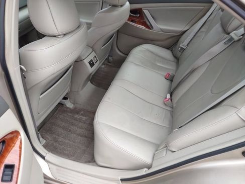 Used 2009 Toyota Camry FWD image 17