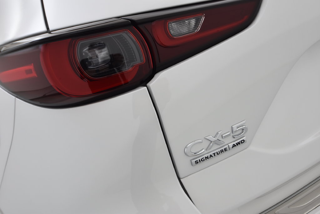 Used 2025 MAZDA CX-5 Signature AWD/4WD image 32