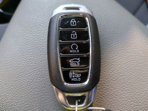 Certified 2022 Hyundai Elantra SEL image 26