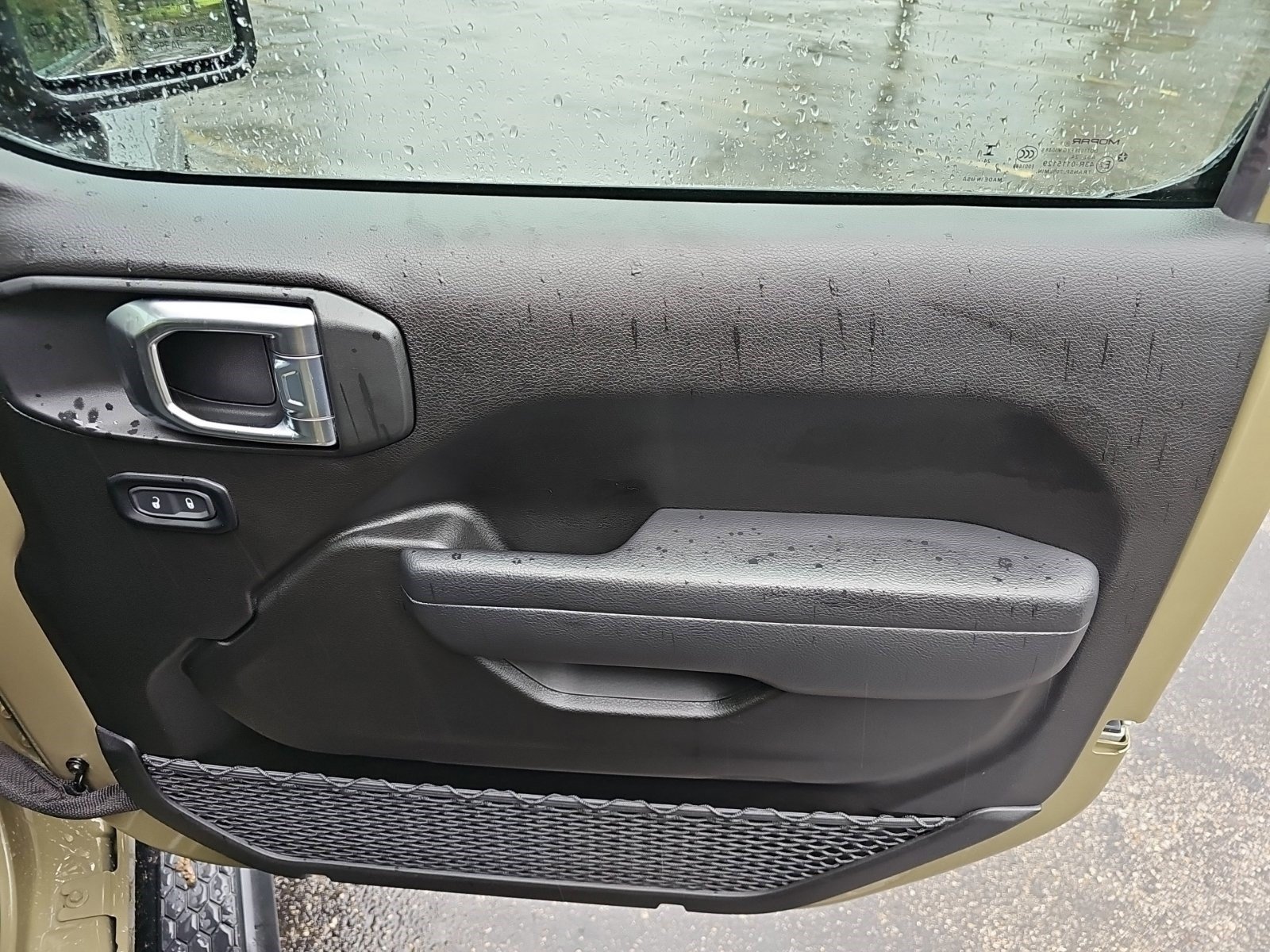 Used 2025 Jeep Wrangler Unlimited Sport AWD/4WD image 13
