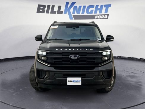 Used 2025 Ford Expedition Max Active image 8