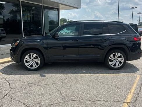 Used 2023 Volkswagen Atlas SE w/ Panoramic Sunroof Package AWD/4WD image 1