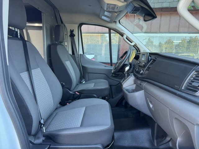 Used 2021 Ford Transit 150 Low Roof AWD image 18