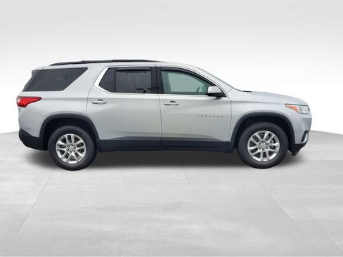 Used 2021 Chevrolet Traverse LT FWD image 6