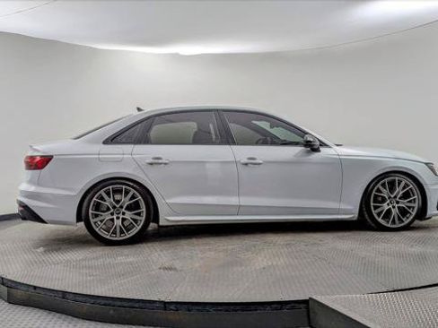 Used 2022 Audi S4 Premium Plus w/ Premium Plus Package AWD/4WD image 9