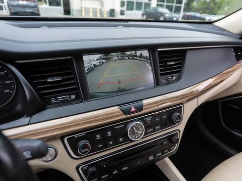 Used 2018 Kia Cadenza Technology FWD image 34