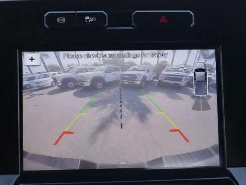 Used 2017 Ford F350 Lariat w/ Chrome Package image 29