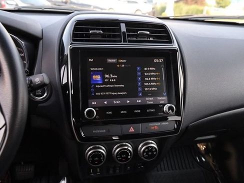 Used 2024 Mitsubishi Outlander Sport SE AWD/4WD image 15