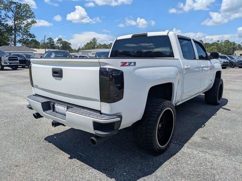 Used 2017 Chevrolet Silverado 1500 LT w/ All Star Edition AWD/4WD image 4
