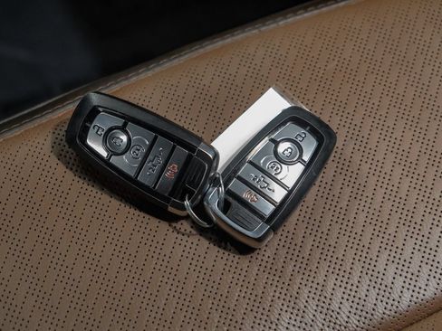 Used 2024 Ford F250 King Ranch w/ Chrome Package AWD/4WD image 70
