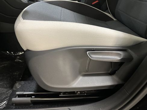 New 2026 Volkswagen Taos S image 16