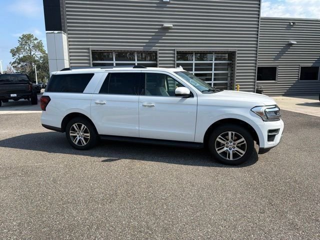Certified 2024 Ford Expedition Max Limited RWD image 2