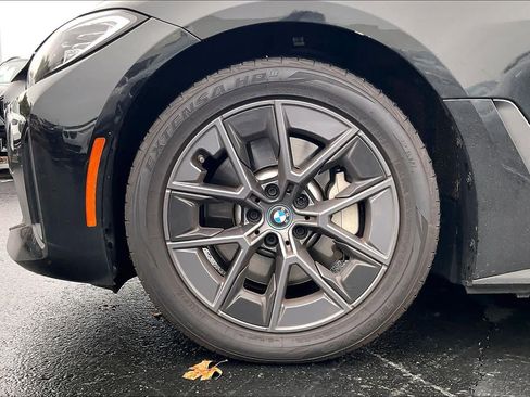 Used 2023 BMW i4 eDrive35 w/ Premium Package image 12